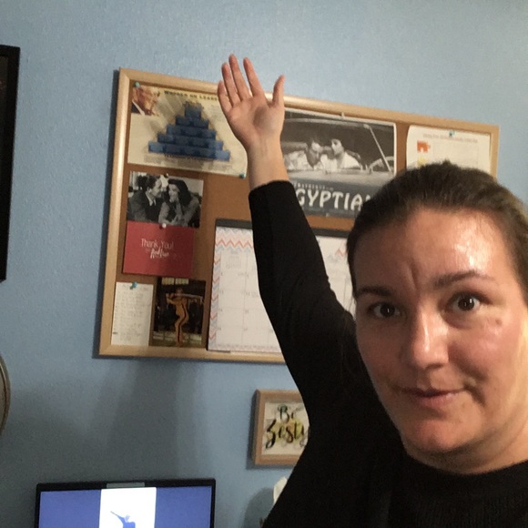 Meet your Posher, Jen - Picture 2 of 2